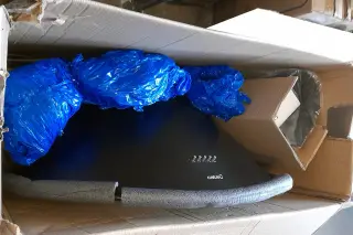 Cata - Páraelszívó Q-7790 BK/L fekete LED